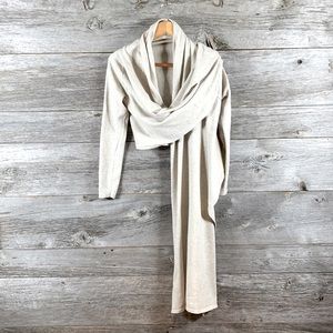 LINE Sweater wrap